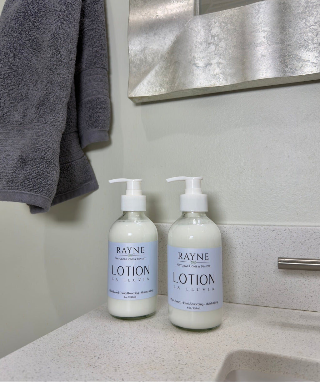 La Lluvia Moisturizing Body Lotion - Brazilian Jasmine & Pink Dragonfruit